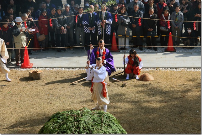 20141116真福寺　長谷寺火渡り 084-1